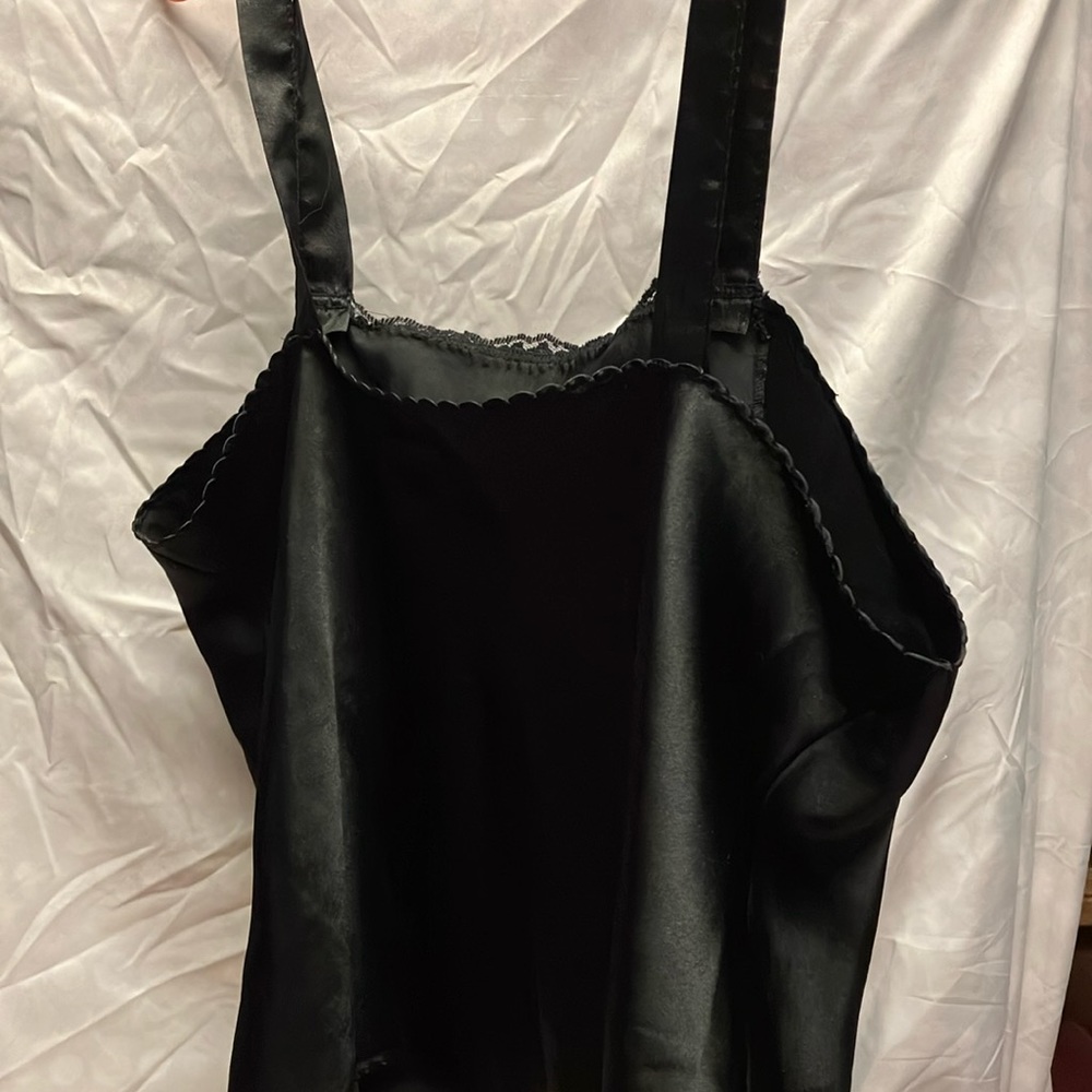Cropped Camisole. Unknown Brand